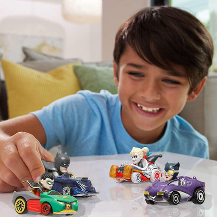 Hot Wheels RacerVerse, Set of 4 Die-Cars 1:64 Scale Toy Cars Optimized for Driving on Hot Wheels Tracks with Pop Culture Characters as Drivers, HKD33