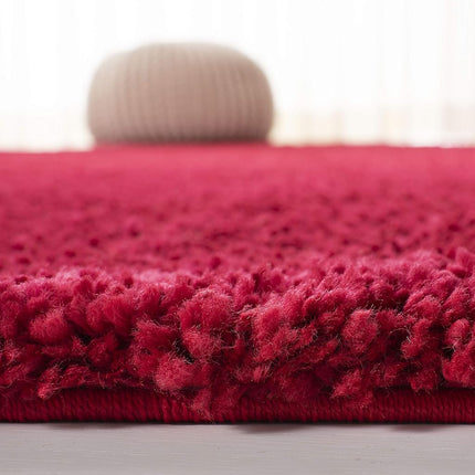 Safavieh Shag Rug for Living Room, Dining Room, Bedroom - August Shag Collection, Short Pile, in Red, 90 x 90 cm