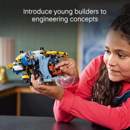 LEGO Technic Deep-Sea Research Submarine Toy - Vehicle Set with Spinning propellers, Air tanks and a cockpit for Imaginative Play - Birthday Gift for 9+ Year Old Boys & Girls 42201