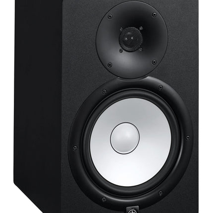 Yamaha Studio monitor powered by HS5