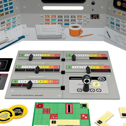 Buffalo Games - Apollo Games (NASA) - Jeu de stratégie Long Play - Idéal pour les soirées jeux - Mission spatiale