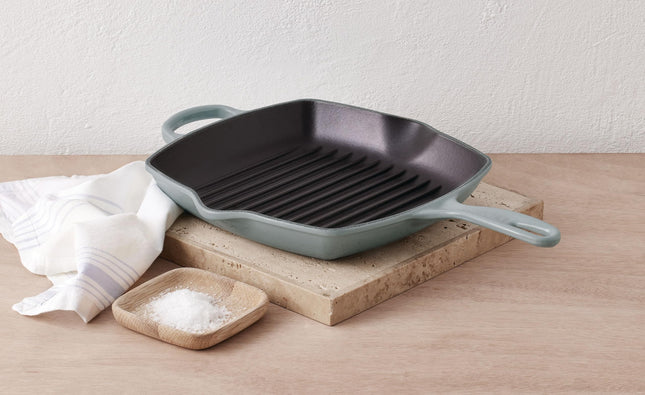 Le Creuset Cast Iron Signature Square Skillet Grill, 10.25", Sea Salt