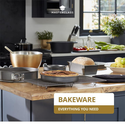 MasterClass Non-Stick Loose Tart and Quiche Tin with PTFE, PFOA and BPA Free Non Stick, Robust 1mm Thick Carbon Steel Fluted Carbon Steel, Round 25cm (10"), Grey