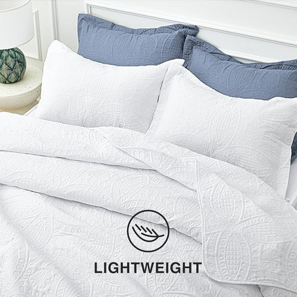 Love's cabin California King Bedding Set White - Lightweight Summer Quilt Cal King, Coin Pattern Bedspread for All Season, 3 Pieces (1 Quilt, 2 Shams: