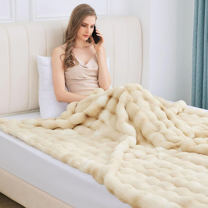 ORINOVA Tie-dye Camel Faux Fur Rabbit Thick Throw Blanket for Couch Living Room 50x60 Fluffy Bed Furry Comforter Soft Blanket Best Housewarming Home Gifts 860 GSM