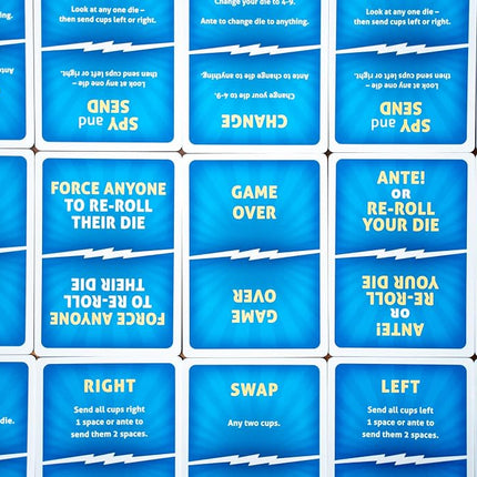 USAOPOLY ¡¿Qué Copa?! | Juego de Dados de Faroles Sociales | Incluye Cubiletes y Dados D12 | Espía, Intercambia, Roba la Copa Ganadora | 3-6 Jugadores, 12+ Años