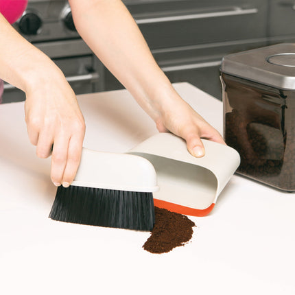 OXO Good Grips Compact Dustpan & Brush Set
