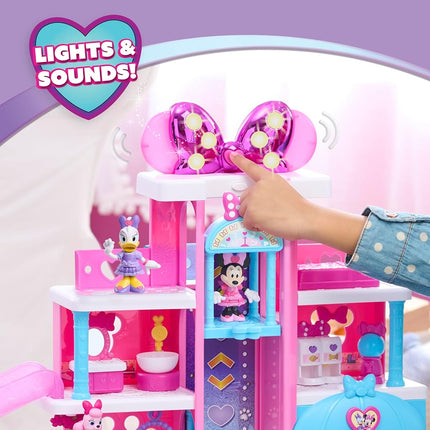 Just Play Disney Jr. Minnie Mouse Pet Hotel Playset, 23-piece Hotel Set, 51 cm Tall Playset, Ages 3 and Up