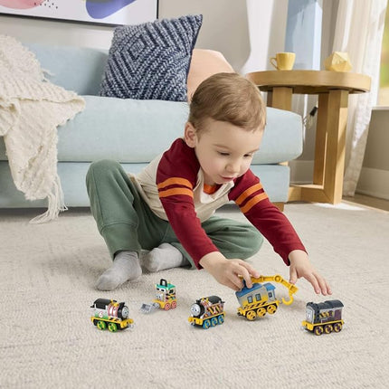 Thomas & Friends Construction Crew Set with 5 Push-Along Engines