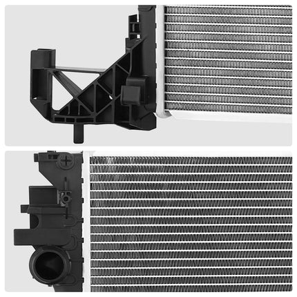 Radiador estilo OE delantero DNA MOTORING compatible con Cruze 2016-2019 / sin puerto de sensor de temperatura, 13684, GM3010592, GM3010605, GM3010608, OEM-RA-13684