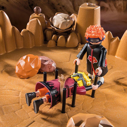 Playmobil 70667 NARUTO SHIPPUDEN Naruto vs. Pain, Exciting battle with crater base plate and giant toad Gamakichi, anime collectors figure, collectable playset suitable for children and fans ages 5+