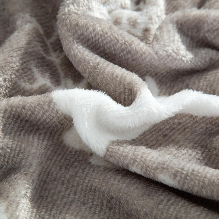 Elegant Comfort Luxuriously Soft 4-Piece Holiday Velvet Plush Flannel Sheet Set - Premium Quality - Cozy Warm, Christmas Fuzzy Velvet Flannel Fleece Deep Pocket Sheet Set - Twin XL, Silver Reindeer