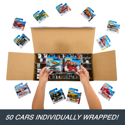 Coffret Hot Wheels de 50 véhicules à l'échelle 1:64 emballés individuellement (styles assortis, un ensemble aléatoire), cadeau pour les collectionneurs et les enfants de 3 ans et plus, V6697