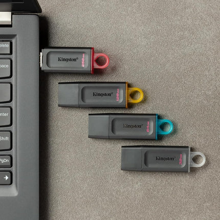 Kingston DataTraveler Exodia DTX/256 GB Flash Drive USB 3.2 Gen 1 - with Protective Cap and Keyring in Multiple Colours