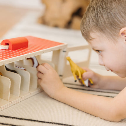 Melissa & Doug Show-Horse Stable | Wooden Play Set, Animal Toys for Girls & Boys | Age 3-5+