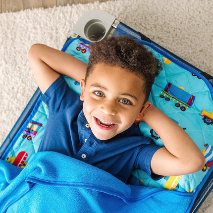 Tapis de sieste matelassé Wildkin pour enfants – Microfibre douce et sangles élastiques – Idéal pour l'école, les soirées pyjama et les voyages – Trains, avions et camions
