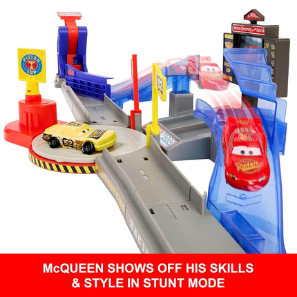 Mattel Disney and Pixar Cars Piston Cup Stunting Speedway Set