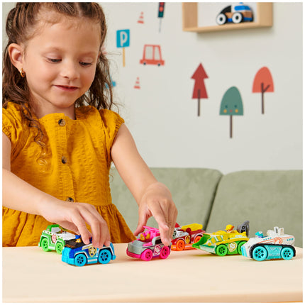 Spin Master PAW Patrol, True Metal Neon Rescue Vehículos de Regalo, paquete de 6 autos de juguete coleccionables de metal fundido a presión, escala 1:55, juguetes para niños y niñas de 3 años en adelante