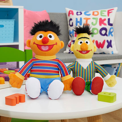 Sesame Street Friends Bert and Ernie 8-inch 2-Piec