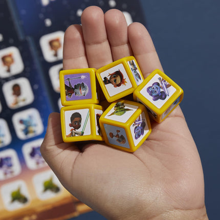 Hasbro Gaming Yahtzee Jr. Star Wars: Edición Young Jedi Adventures, juego de mesa para niños | Edad 4+ | 2-4 jugadores | Juegos de contar y emparejar para preescolares