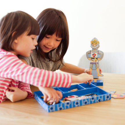 Melissa & Doug Joey - Set magnético de madera para disfrazarse y jugar (más de 25 piezas)