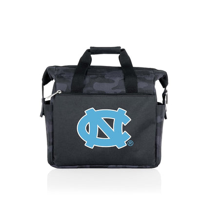 Picnic TIME NCAA North Carolina Tar Heels On The Go Lunch Bag Cooler, Soft Cooler Lunch Box, Insulated Lunch Bag, (Black Camo)