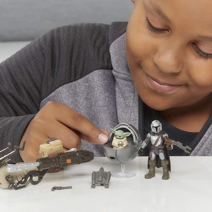 Star Wars Mission Fleet Expedition Class The Mandalorian The Child Battle for the Bounty 6-cm-Scale Figures and Vehicle, Children Aged 4 and Up