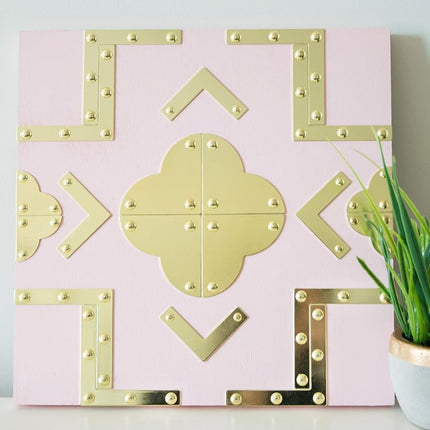 Dritz Home 44793-35 Campaign Hardware Large Smooth Quatrefoil Corner, Brass (3-Pack)