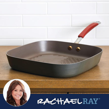 Poêle à griller carrée antiadhésive Rachael Ray Cucina anodisée dure de 28 cm, grise avec manche rouge canneberge