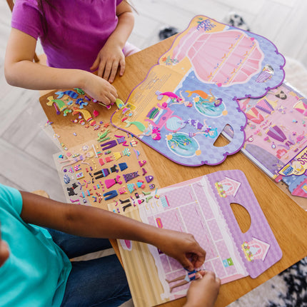 Libros de actividades con pegatinas hinchadas de Melissa & Doug: Disfraces, Princesas, Sirenas - 208 pegatinas reutilizables