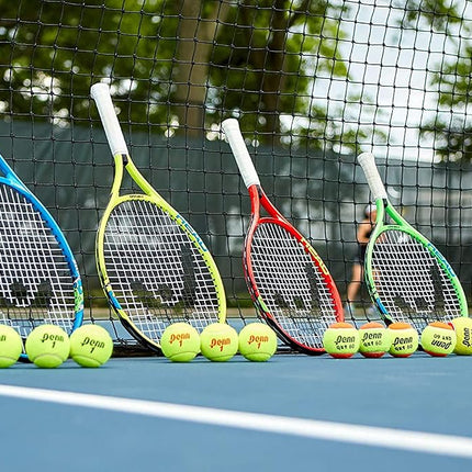 HEAD Speed Kids Tennis Racquet - Beginners Pre-Strung Head Light Balance Jr Racket - 21 Inch, Red