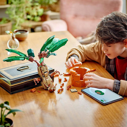 LEGO Harry Potter Mandrake Set, Kids' Magical Artifical Plant Toy with Vase, Wizarding World Treat for 10 Plus Year Old Girls, Boys & Fans, Creative Bedroom Decoration or Desk Accessory 76433