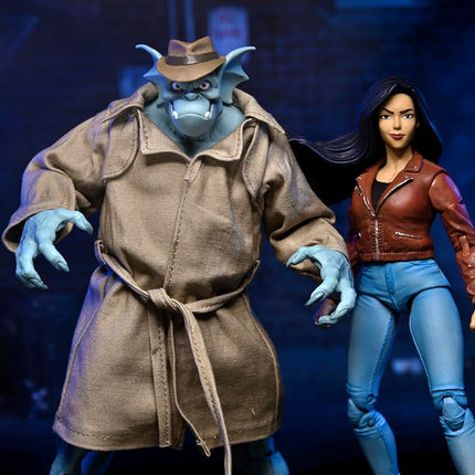 NECA Gargoyles – 1:7 Scale Collectible Action Figure, Detective Broadway “Silver Falcon” (w Closed Wings)
