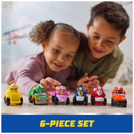 La Patrulla Canina: Rescate Aéreo, Set de Regalo de 6 Coches de Juguete Pup Squad Racers con Chase, Marshall, Skye, Rubble, Rocky y Zuma, Juguetes para Niños y Niñas de 3 Años en Adelante