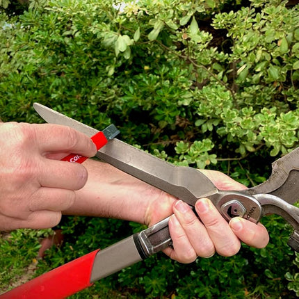 Corona AC 8300 Garden Tool Blade Sharpener, 1-Pack, Red