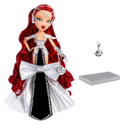 Bratz Bratzaversary Gaia Collector Doll - 25th Anniversary Collectable Doll with Outfit, Accessories, Display Packaging and Doll Stand, Suitable for Ages 14+