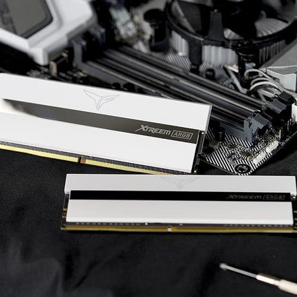 Team Group T-FORCE XTREEM ARGB TF13D416G3600HC18JDC01 module de mémoire 16 Go 2 x 8 Go DDR4 3600 MHz