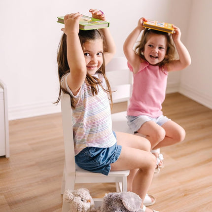 Melissa & Doug Par de sillas de madera - Muebles infantiles blancos