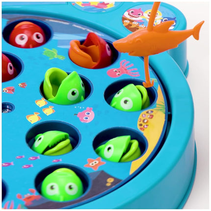 Spin Master Pinkfong Baby Shark Let's Go Hunt Musical Fishing Game Learning Educational Toy Preschool Board Game Summer Toy, for Families and Kids Ages 4 and Up