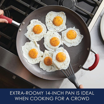 Sartén antiadherente Rachael Ray Cucina de aluminio anodizado de 14 pulgadas con mango auxiliar, gris con mangos rojo arándano