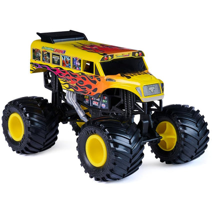 Monster Jam, Classroom Crusher Monster Truck, Detailed Metal Injection Moulded School Bus to Play and Collect in 1:24 Scale Toy for Children Aged 3+