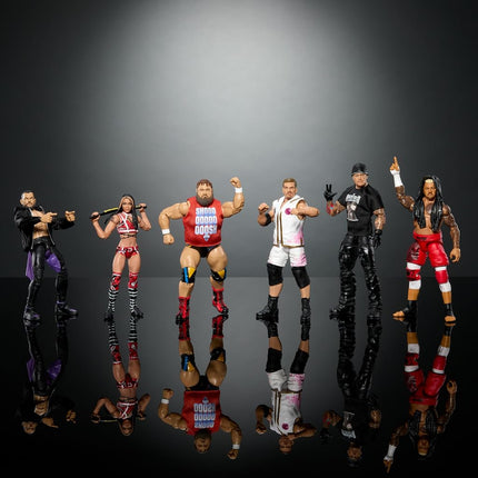 Mattel WWE Elite Action Figure & Accessories, 6-inch Collectible Finn Balor with 25 Articulation Points, Life-Like Look & Swappable Hands, HTX33
