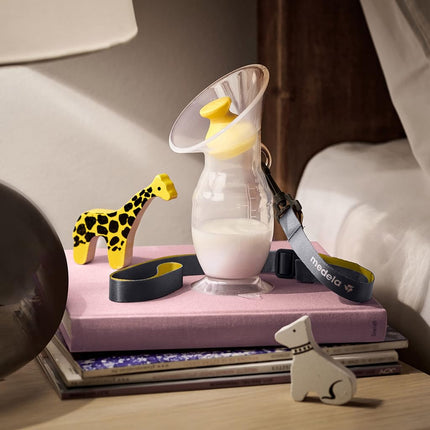 Medela 100ml Silicone Milk Collector with Leakproof Stopper, Suction Base and Lanyard