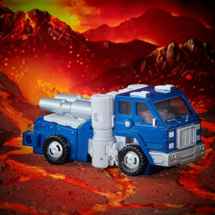 TRANSFORMERS - Generations - War for Cybertron: Kingdom - 5.5inch WFC-K32 Autobot Pipes - Deluxe Class - Collectible Action and Toy Figures - Toys for Kids - Boys and Girls - F0682 - Ages 8+