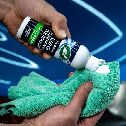 Turtle Wax 53435 Speed Headlight Lens Restorer Kit with Ceramic Acrylic Protection Wipes 2 fl. oz