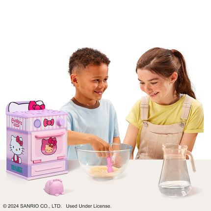 Cookeez Makery Hello Kitty® and Friends Oven. Mix & Make a Plush Best Friend! Place Your Dough in The Oven and Be Amazed When A Warm, Scented, Interactive, Plush Friend Comes Out! Styles May Vary.