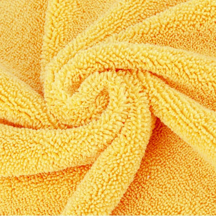 Amazon Basics Microfiber Car Drying Towels (12-Pack), Lint Free, Scratch Free, Highly Absorbent Drying Towel for Cars, 40.6 x 40.6cm, Yellow