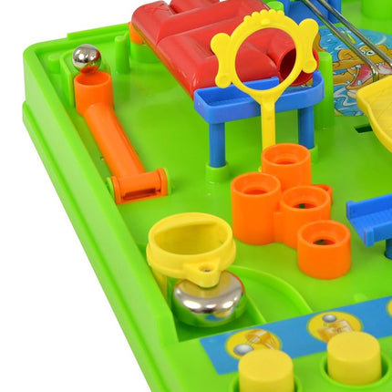 TOMY Screwball Scramble Classic Retro Children's Preschool Action Board Game, Puzzle Board Family Game, Kids Game For 5, 6, 7, 8 and 9 Years + Boys and Girls, Packaging May Vary