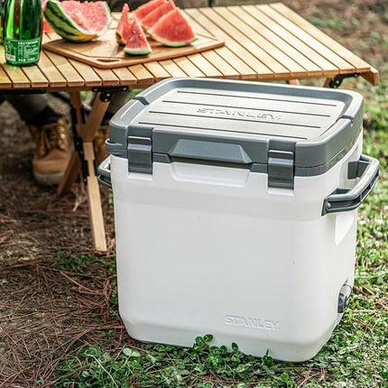 Nevera Stanley para exteriores para varios días 30 QT Azure