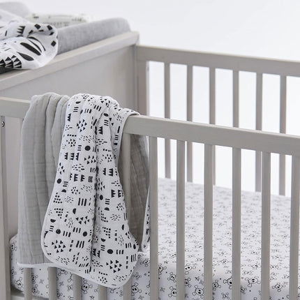 HonestBaby Baby Organic Cotton Changing Pad Covers (Set of Two) Winter Accessory, Tossed Skulls/Black, One Size